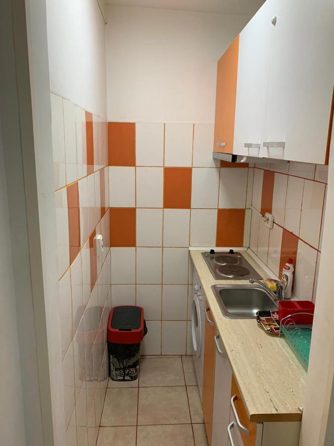 Apartment Darvys Galaţi Екстериор снимка